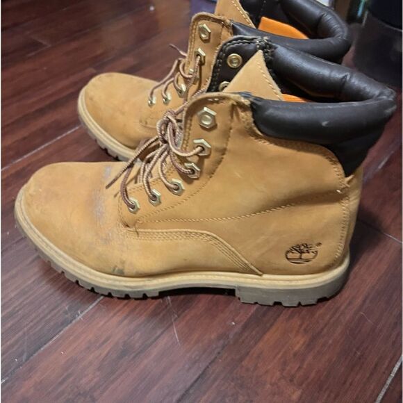 Timberland Women’s Boots - Size 8 - No Box - Picture 1 of 10